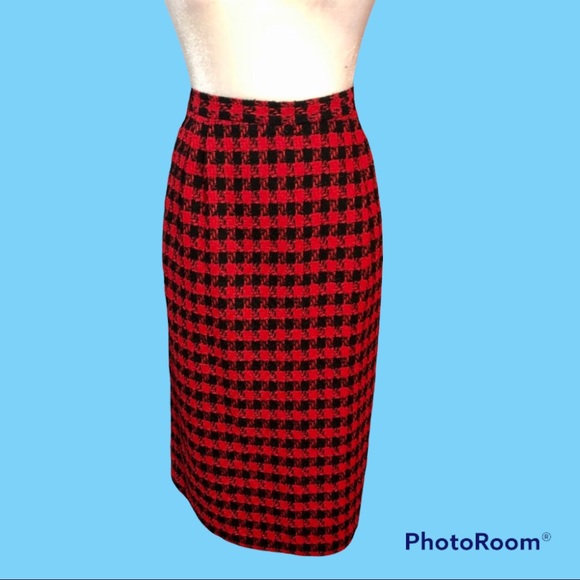 Vintage Cross Country Red Checkered Skirt - Picture 3 of 8